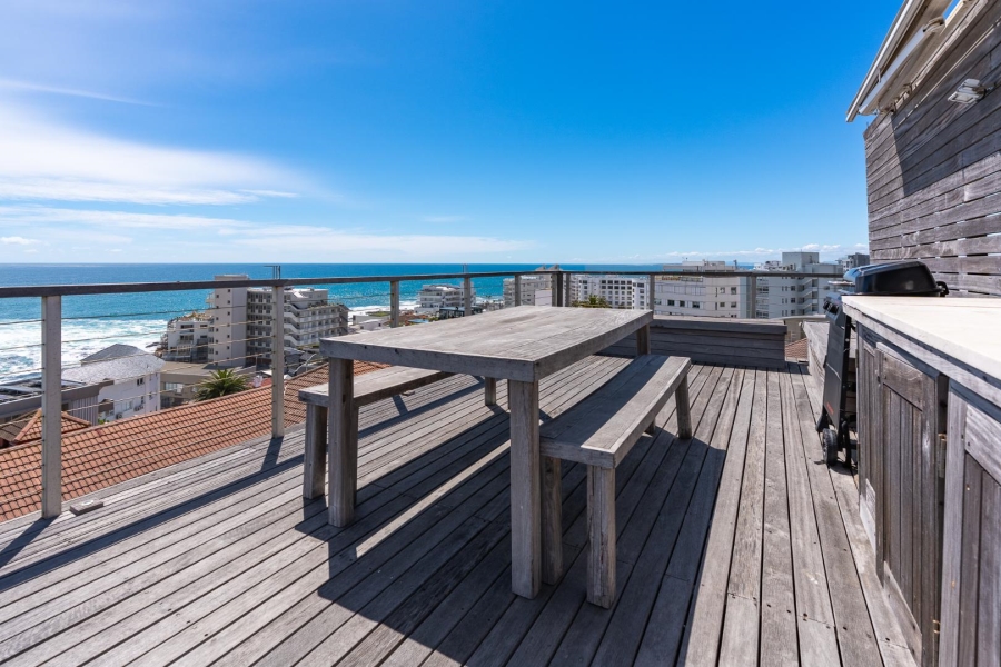 4 Bedroom Property for Sale in Bantry Bay Western Cape